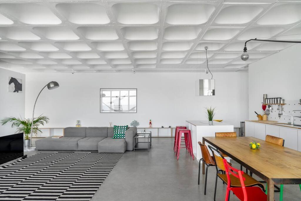 Loft Espacoso Com Vista Deslumbrante O Tejo