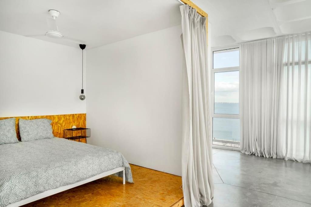 Loft Espacoso Com Vista Deslumbrante O Tejo Apartment